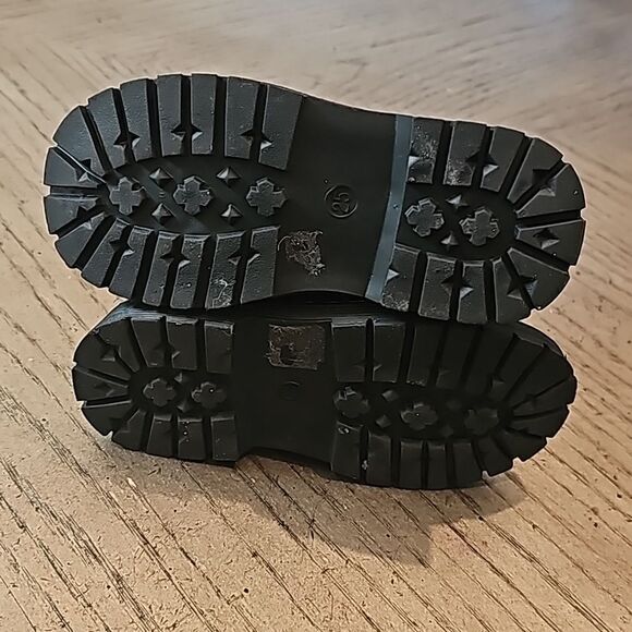 Black heart toddler boots size 9 - Picture 11 of 13